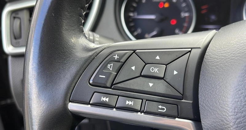 Nissan Qashqai cena 59900 przebieg: 149238, rok produkcji 2018 z Czempiń małe 379